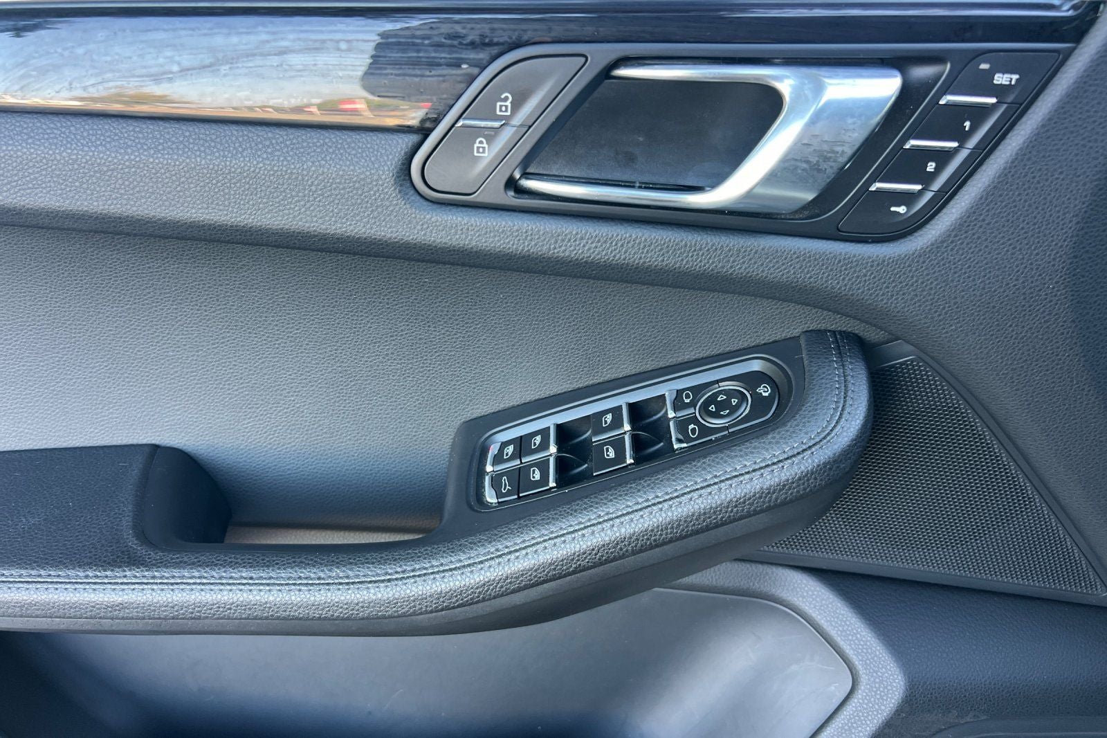 2024 Porsche Macan T