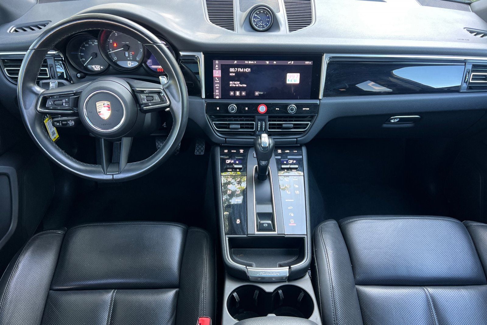 2024 Porsche Macan T