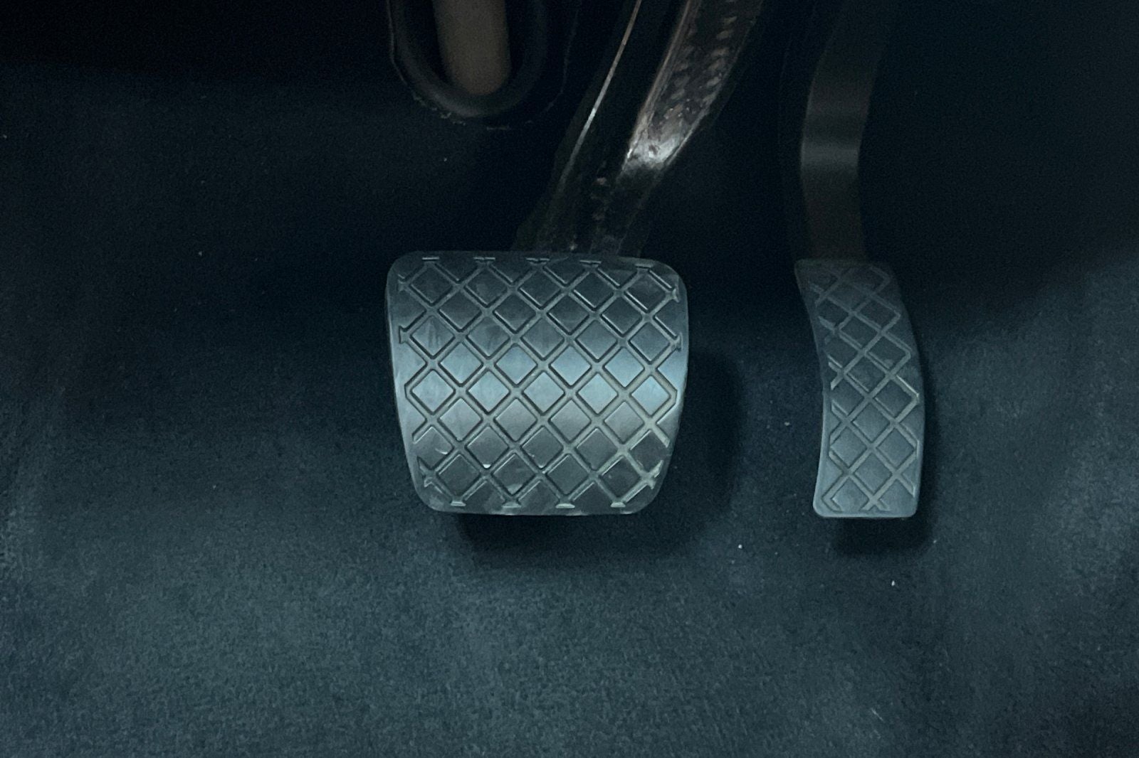 2024 Porsche Macan T