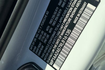 2024 Porsche Macan T