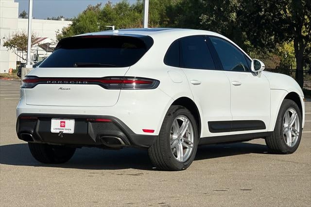 2024 Porsche Macan T