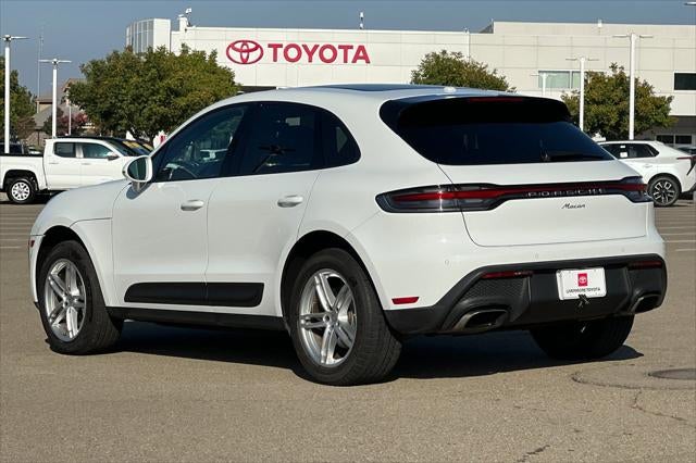 2024 Porsche Macan T