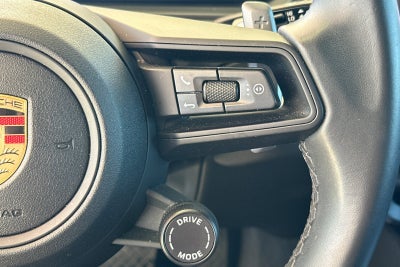 2025 Porsche Cayenne Base