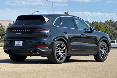 2025 Porsche Cayenne Base