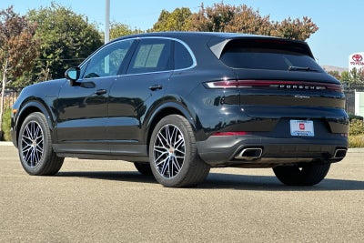 2025 Porsche Cayenne Base