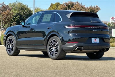 2025 Porsche Cayenne Base