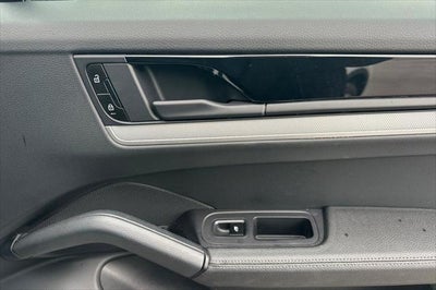 2024 Porsche Cayenne Base