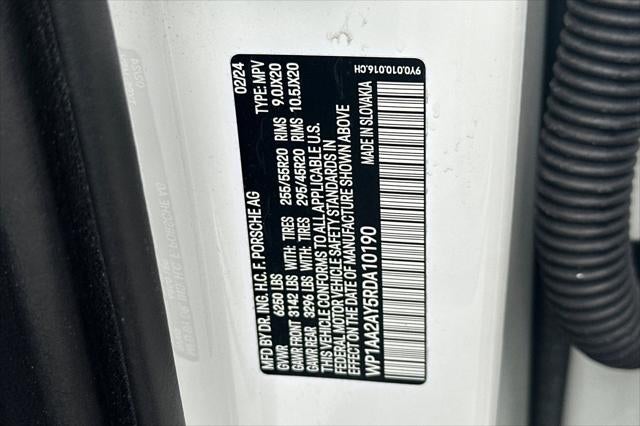 2024 Porsche Cayenne Base