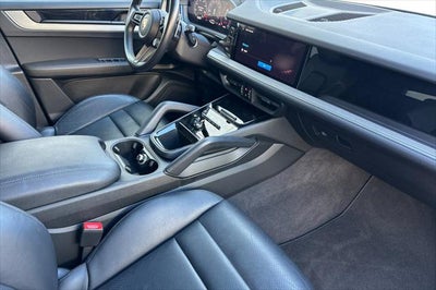 2024 Porsche Cayenne Base