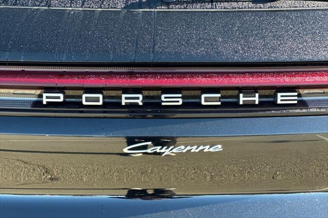 2024 Porsche Cayenne Base