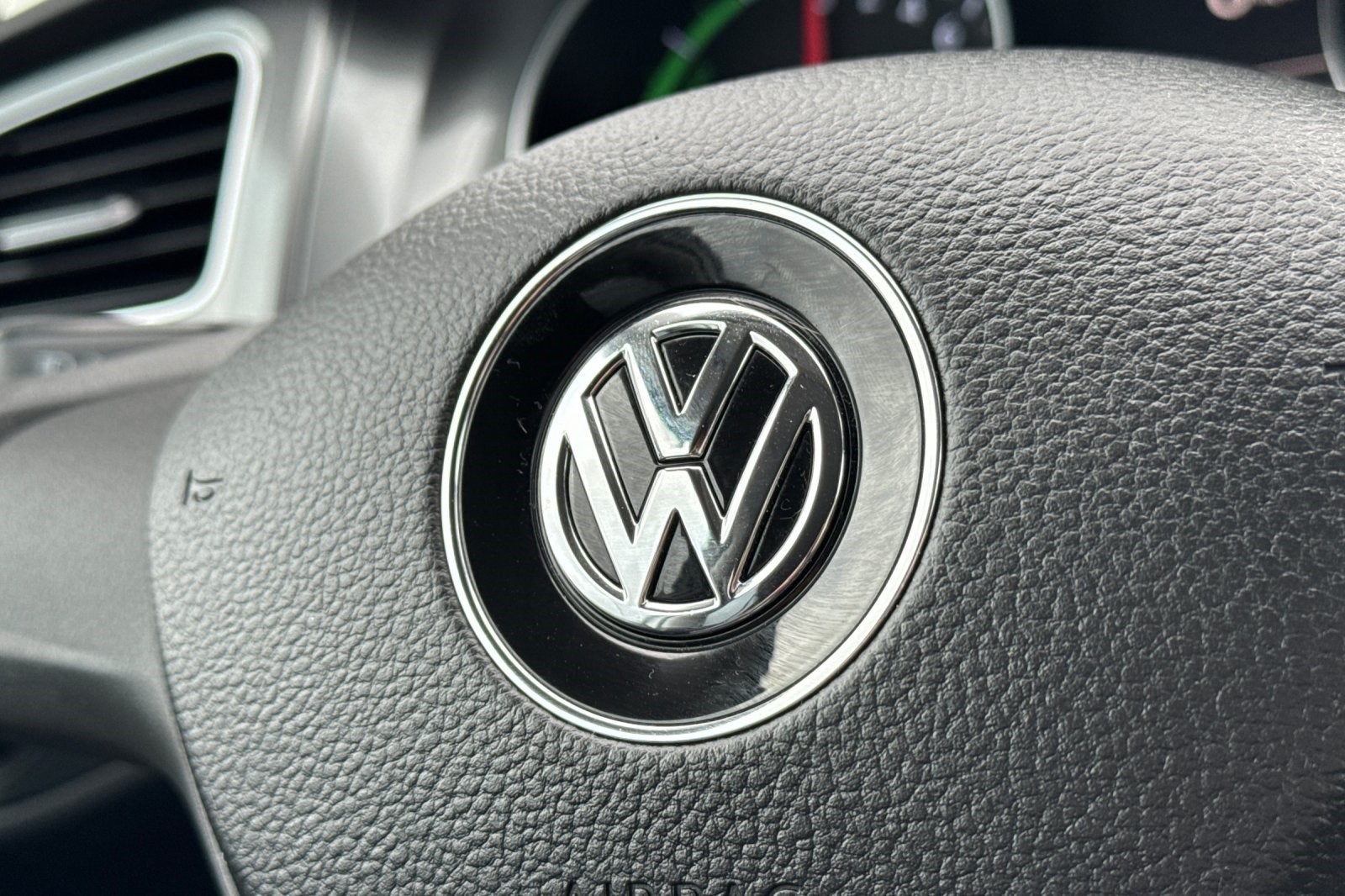 2016 Volkswagen e-Golf SE