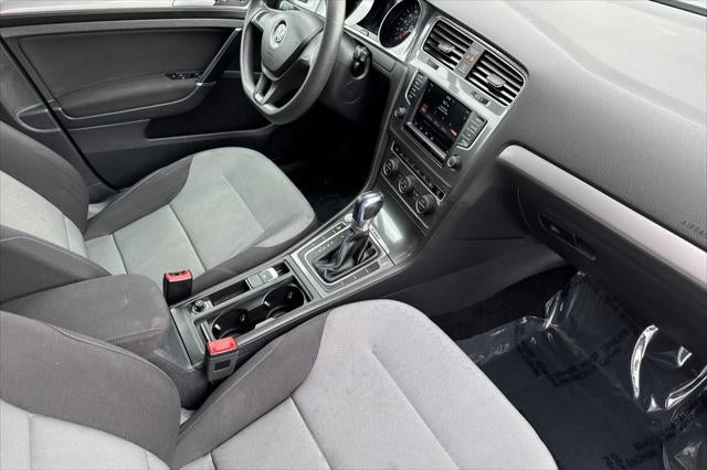 2016 Volkswagen e-Golf SE