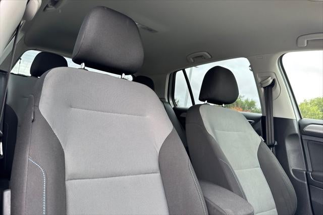 2016 Volkswagen e-Golf SE