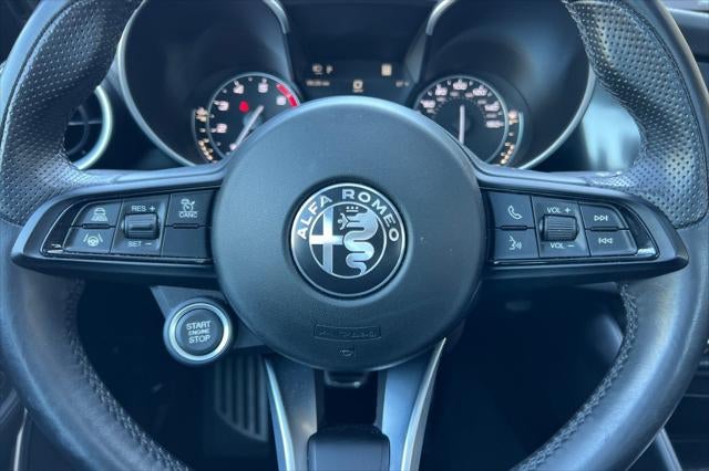 2022 Alfa Romeo Giulia Ti