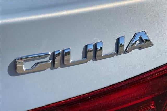 2022 Alfa Romeo Giulia Ti