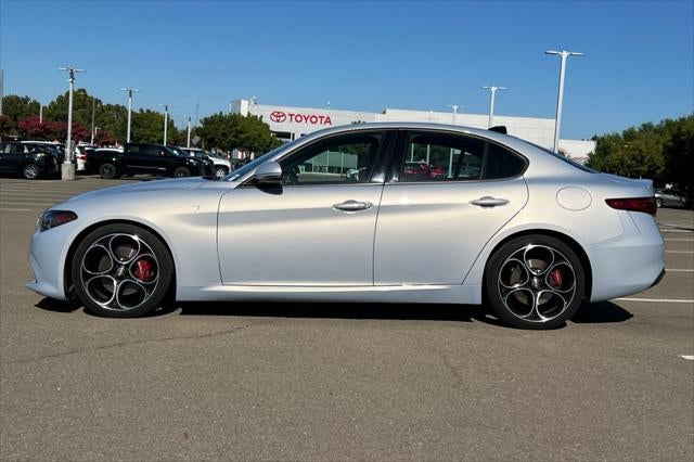2022 Alfa Romeo Giulia Ti