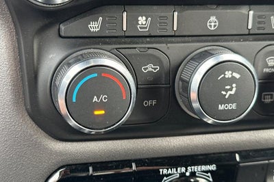 2021 RAM 1500 Laramie Crew Cab 4x4 5'7" Box