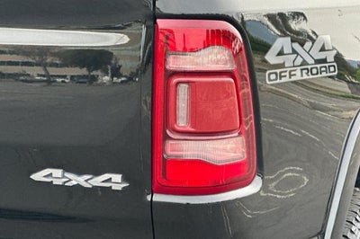 2021 RAM 1500 Laramie Crew Cab 4x4 5'7" Box