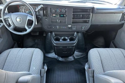 2025 Chevrolet Express Cutaway 3500 Base