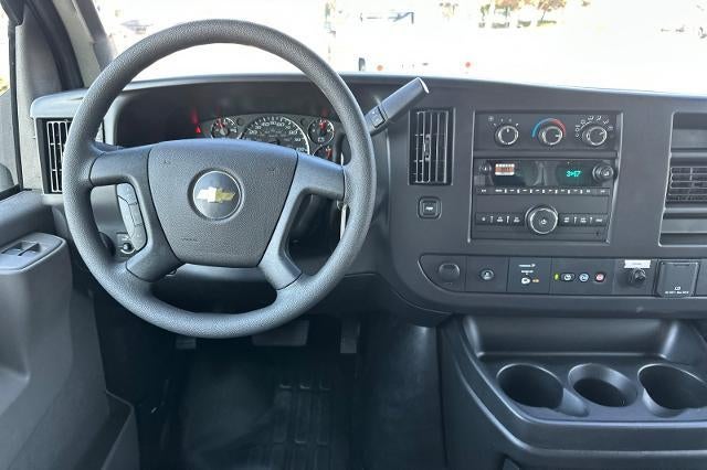 2025 Chevrolet Express Cutaway 3500 Base
