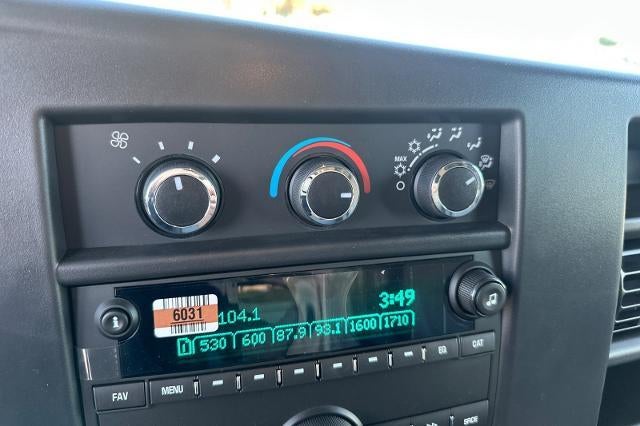 2025 Chevrolet Express Cutaway 3500 Base