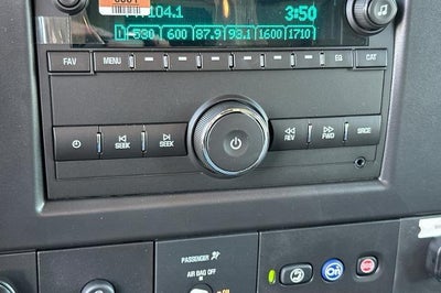 2025 Chevrolet Express Cutaway 3500 Base