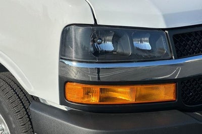 2025 Chevrolet Express Cutaway 3500 Base