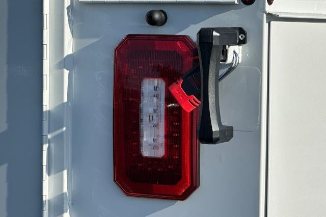 2025 Chevrolet Express Cutaway 3500 Base