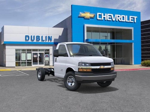 2026 Chevrolet Express Cutaway 3500 Base