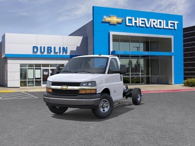 2026 Chevrolet Express Cutaway 3500 Base