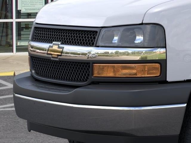 2025 Chevrolet Express Cutaway 3500 Base