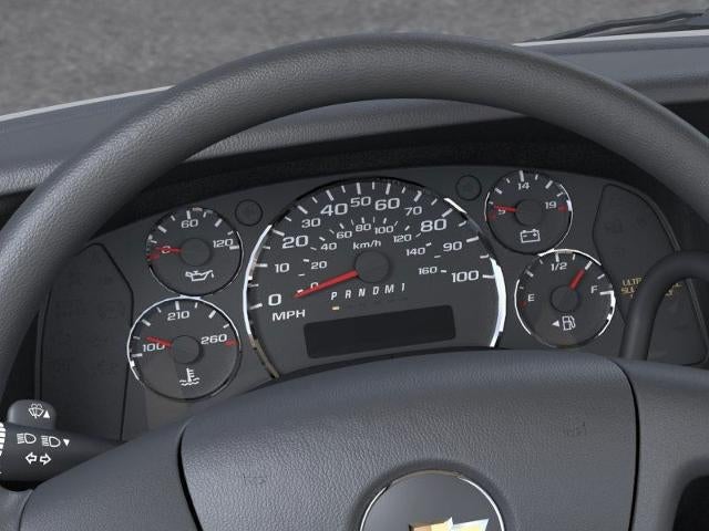 2025 Chevrolet Express Cutaway 3500 Base