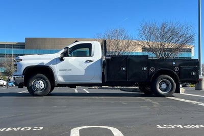 2025 Chevrolet Silverado 3500 HD Chassis Cab Work Truck
