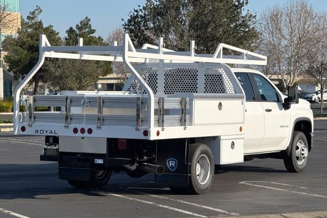2025 Chevrolet Silverado 3500 HD Chassis Cab Work Truck