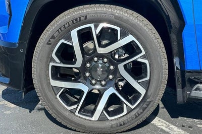 2025 Chevrolet Silverado EV RST - Max Range
