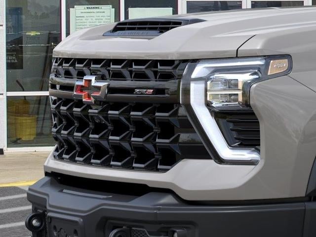 2026 Chevrolet Silverado 2500 HD ZR2 - Photo 14