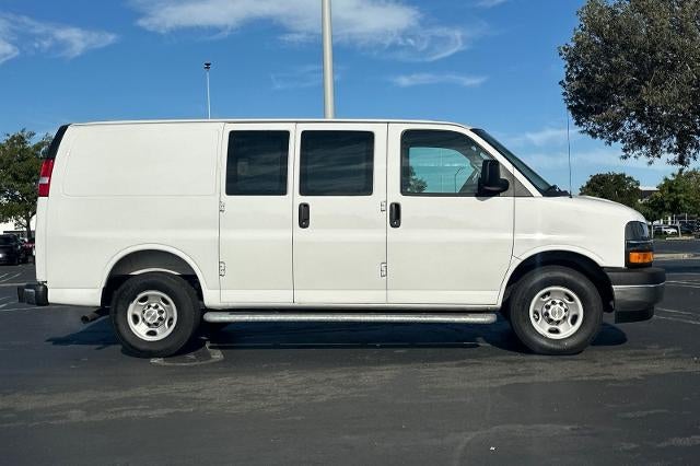 2025 Chevrolet Express Cargo Base