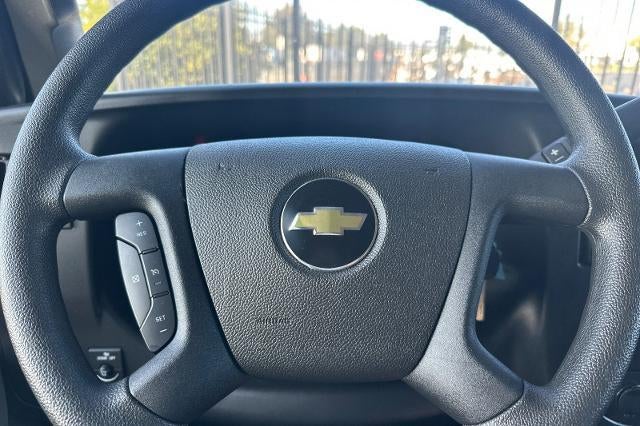 2025 Chevrolet Express Cargo Base