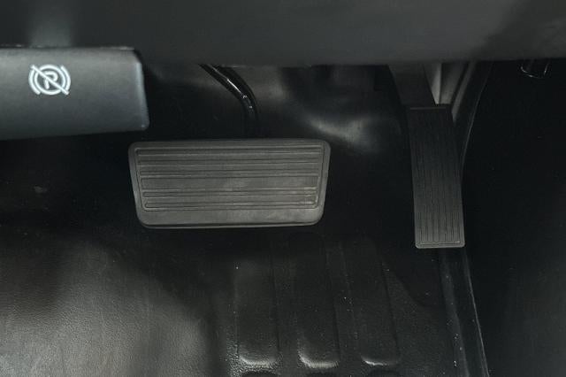 2025 Chevrolet Express Cargo Base