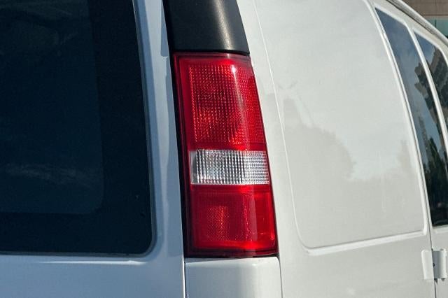 2025 Chevrolet Express Cargo Base