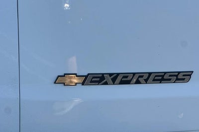 2025 Chevrolet Express Cargo Base