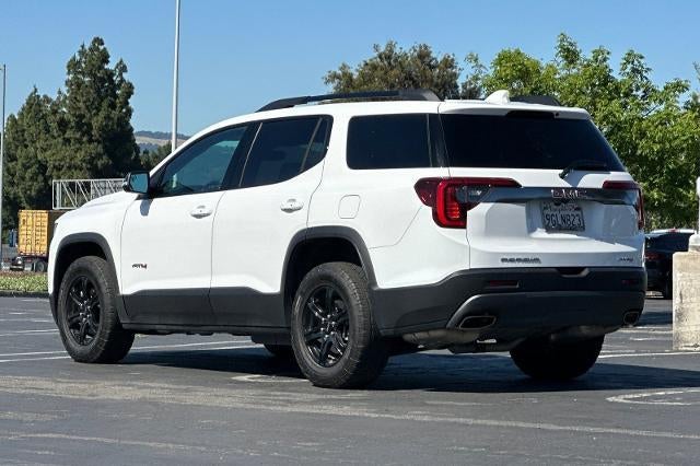 2023 GMC Acadia AT4