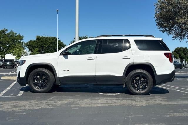 2023 GMC Acadia AT4