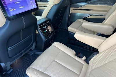 2026 Cadillac ESCALADE IQ Premium Sport