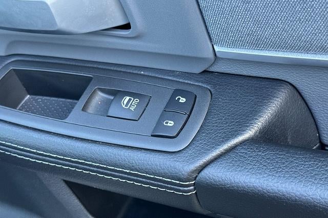 2022 RAM 2500 Big Horn Crew Cab 4x4 6'4" Box