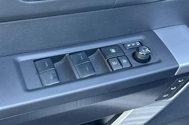 2024 Toyota Sequoia Platinum