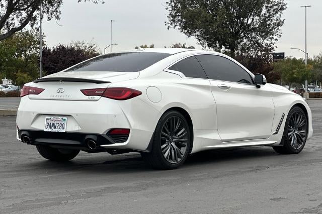 2022 INFINITI Q60 LUXE