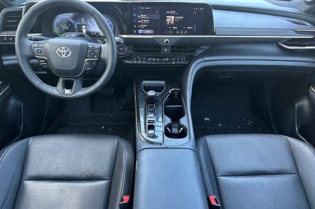 2025 Toyota Crown Signia Limited