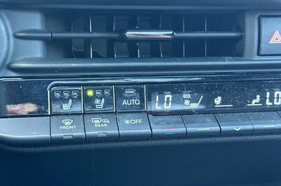 2025 Toyota Crown Signia Limited