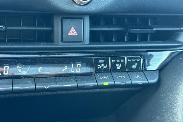 2025 Toyota Crown Signia Limited